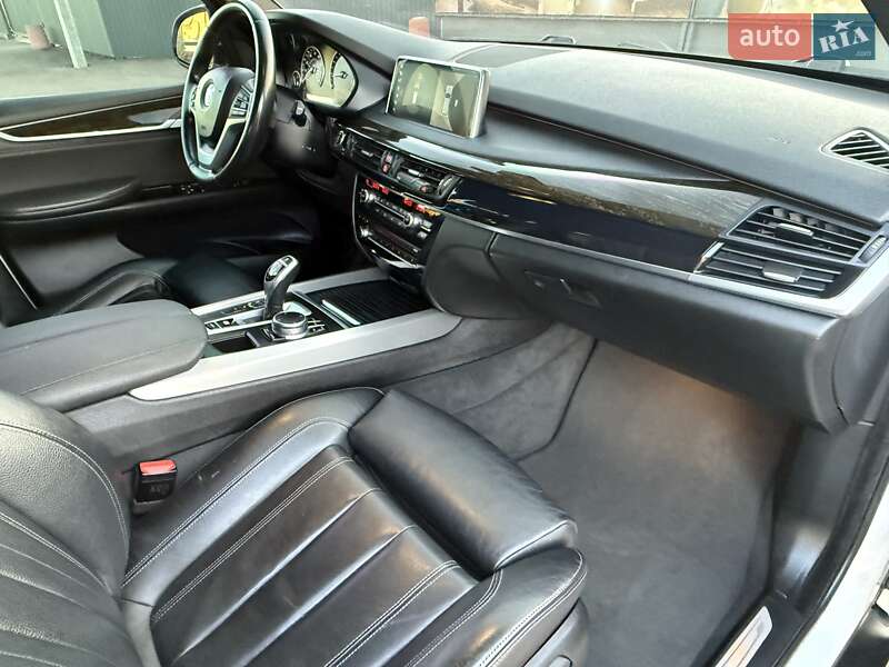 Внедорожник / Кроссовер BMW X5 2018 в Киеве