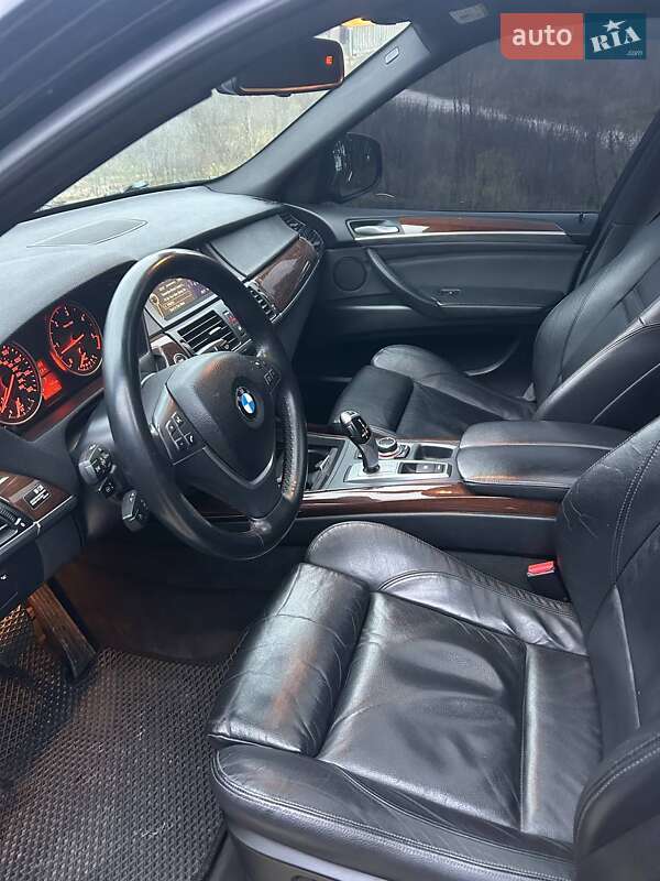 Внедорожник / Кроссовер BMW X5 2013 в Ахтырке