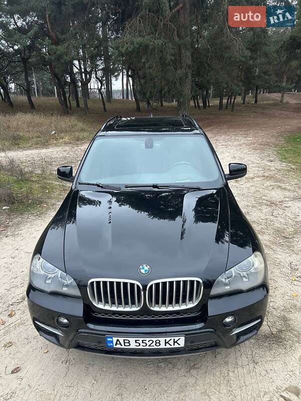Внедорожник / Кроссовер BMW X5 2013 в Ахтырке