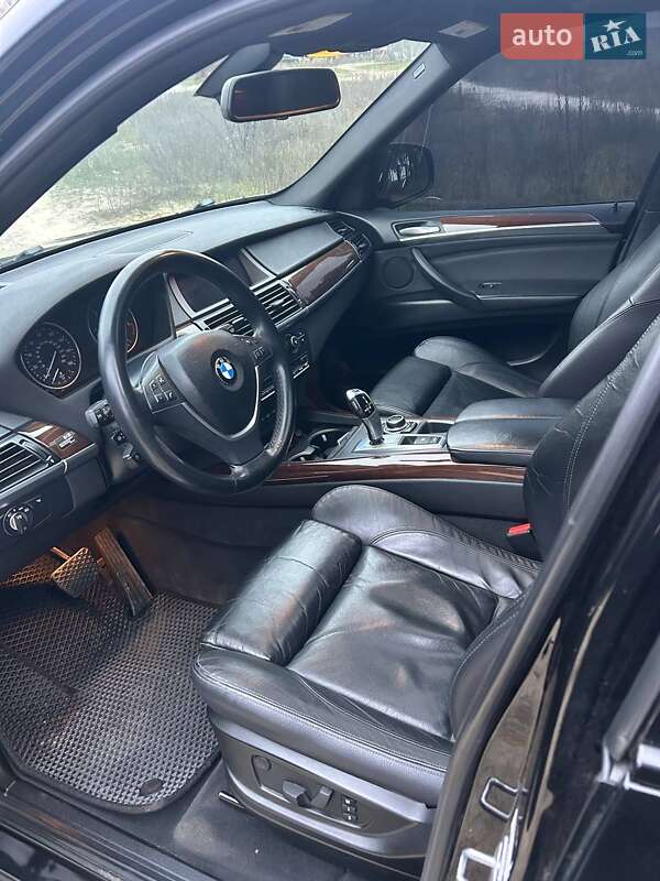 Внедорожник / Кроссовер BMW X5 2013 в Ахтырке