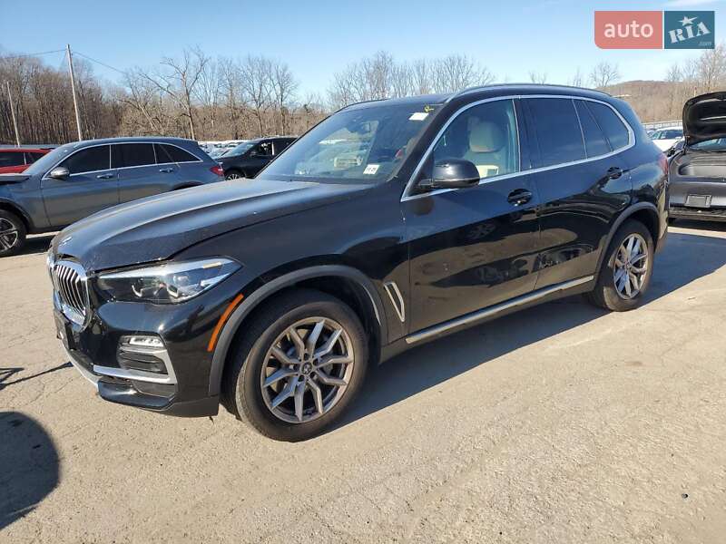 BMW X5 2021