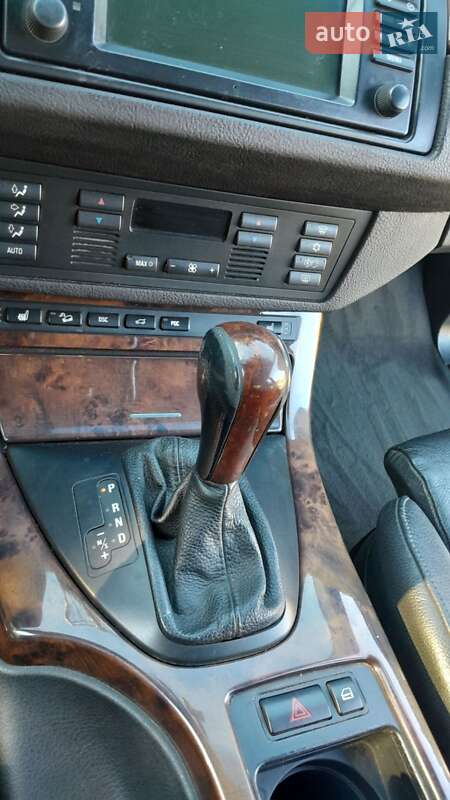 Внедорожник / Кроссовер BMW X5 2002 в Кременце