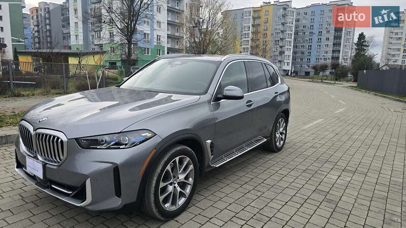 Позашляховик / Кросовер BMW X5 2023 в Івано-Франківську