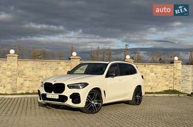 Позашляховик / Кросовер BMW X5 2022 в Чернівцях
