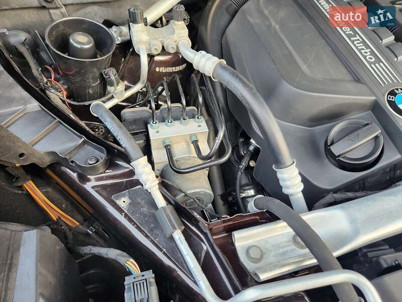 Внедорожник / Кроссовер BMW X5 2013 в Киеве