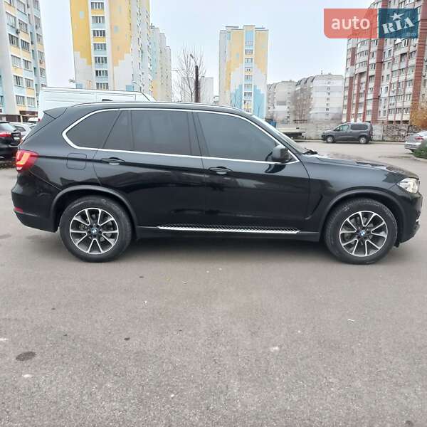 Внедорожник / Кроссовер BMW X5 2016 в Староконстантинове