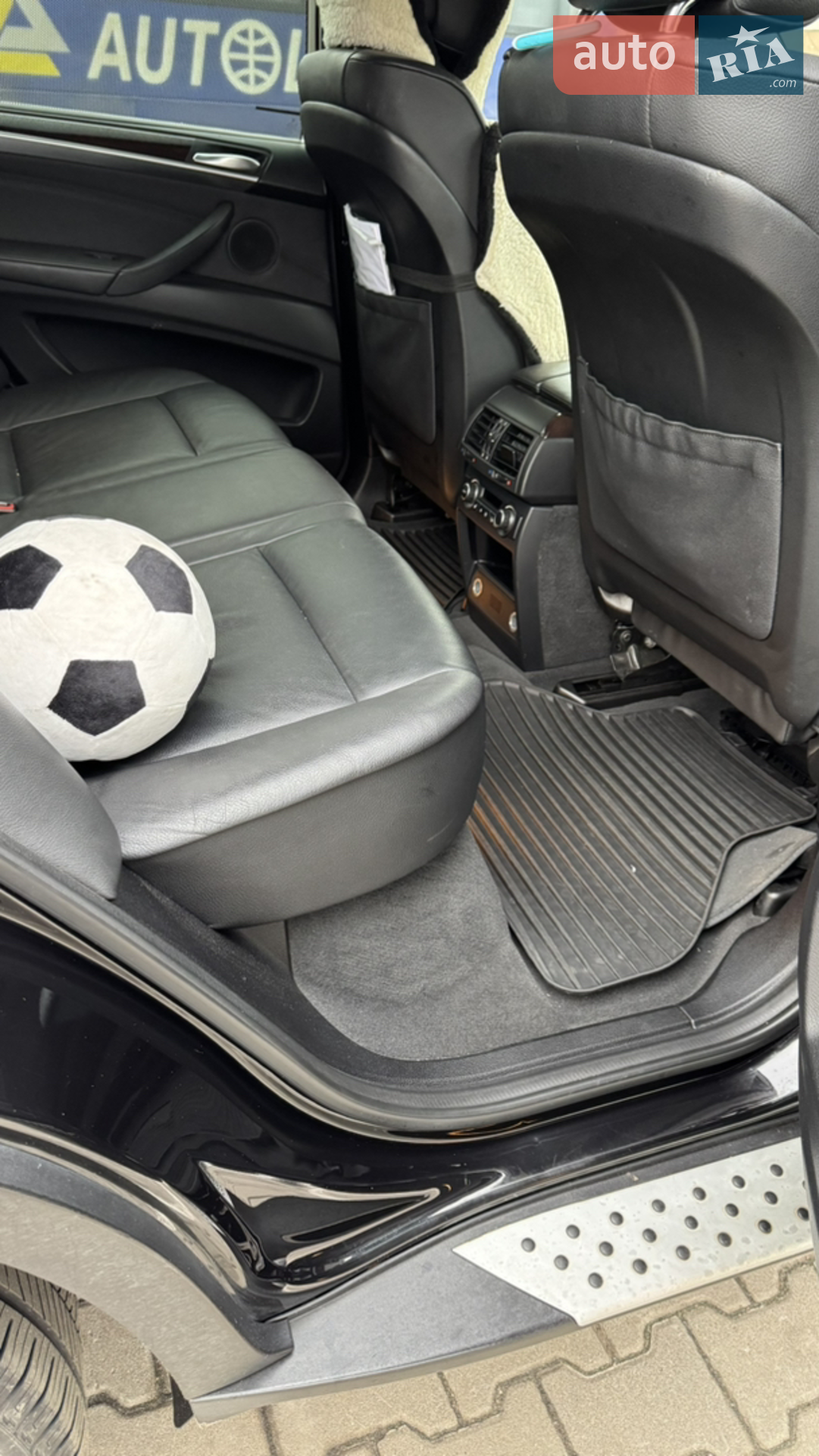 2011 BMW X5 - мініатюра 17