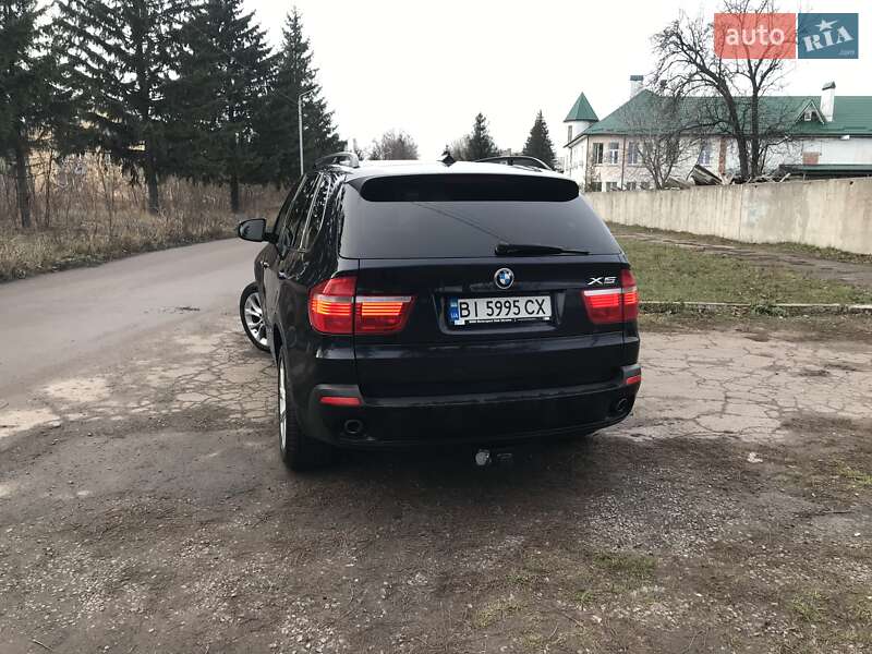 Внедорожник / Кроссовер BMW X5 2010 в Лубнах