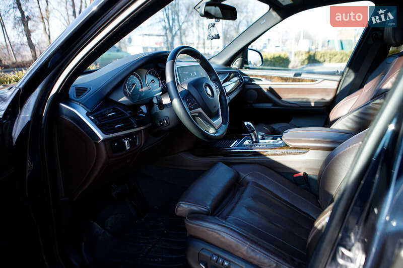 Позашляховик / Кросовер BMW X5 2016 в Вінниці