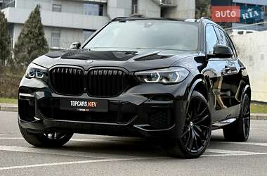 Внедорожник / Кроссовер BMW X5 2022 в Киеве