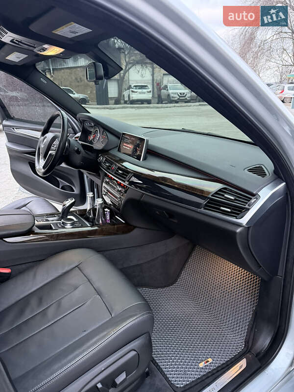 Внедорожник / Кроссовер BMW X5 2017 в Днепре