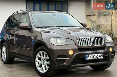 Внедорожник / Кроссовер BMW X5 2011 в Ровно