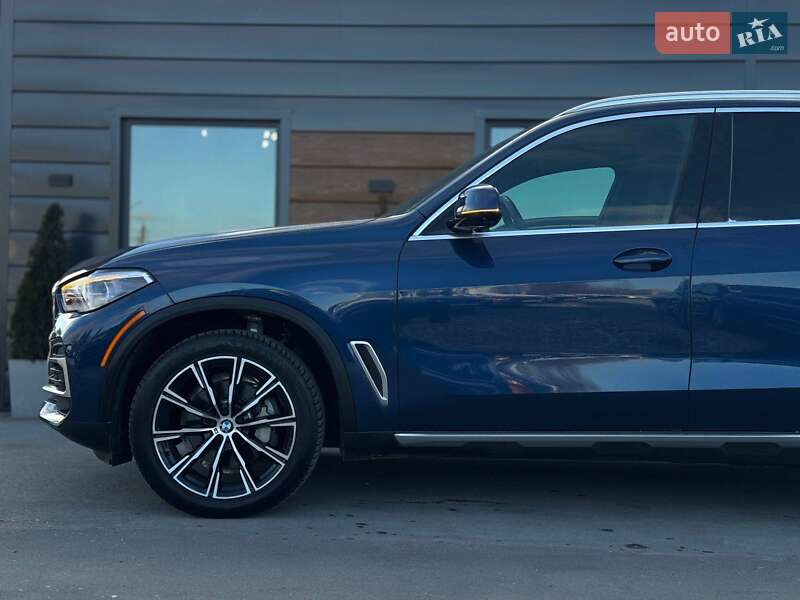 Внедорожник / Кроссовер BMW X5 2022 в Ровно