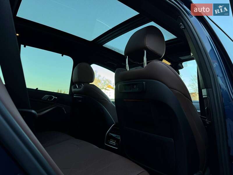 Внедорожник / Кроссовер BMW X5 2022 в Ровно