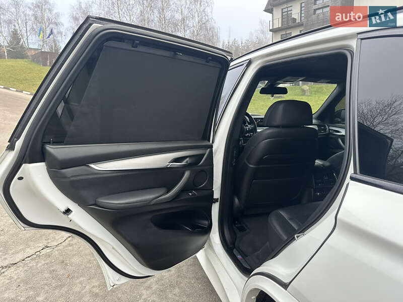 Внедорожник / Кроссовер BMW X5 2014 в Ровно