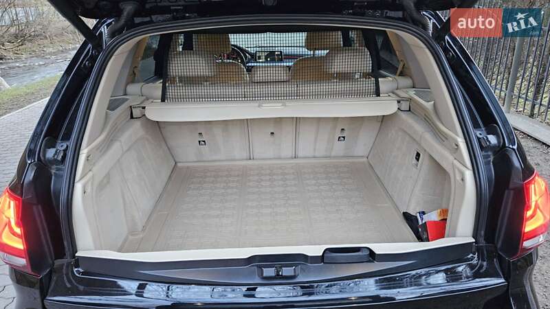 Позашляховик / Кросовер BMW X5 2014 в Сваляві