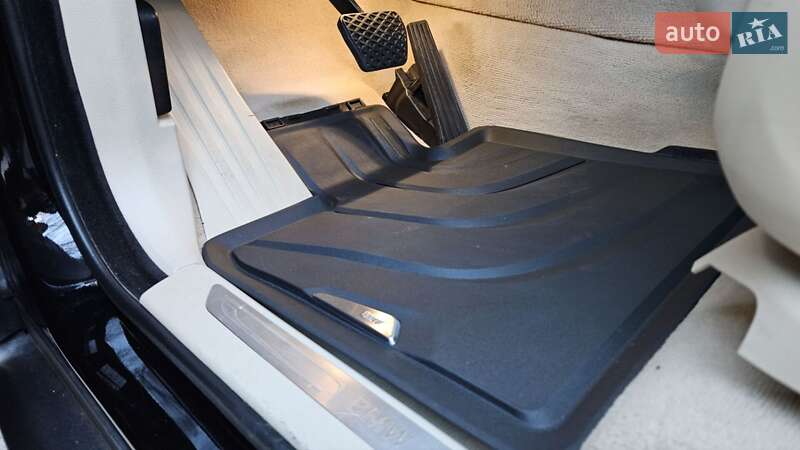 Позашляховик / Кросовер BMW X5 2014 в Сваляві