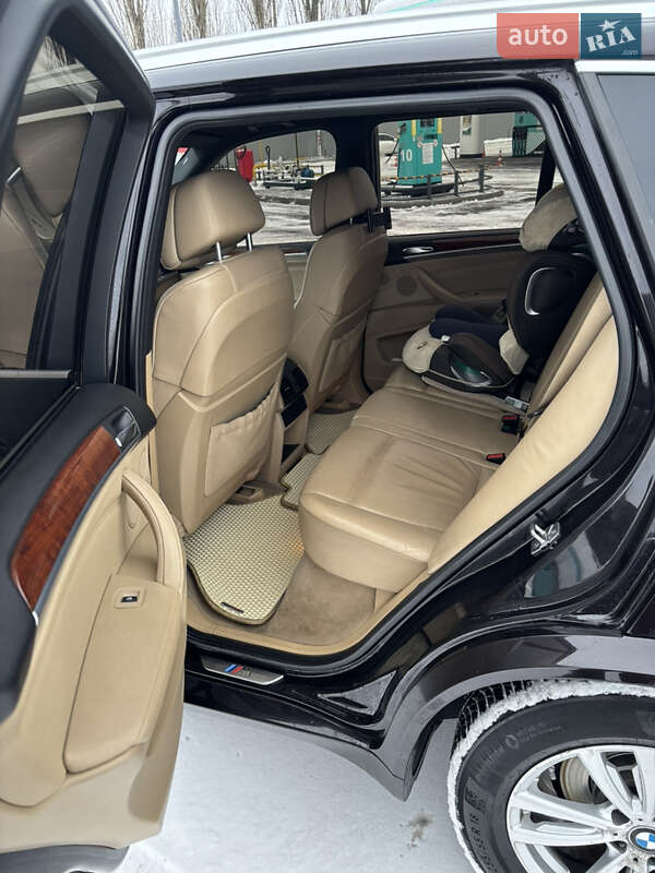 Внедорожник / Кроссовер BMW X5 2011 в Киеве