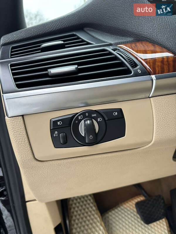 Внедорожник / Кроссовер BMW X5 2011 в Киеве