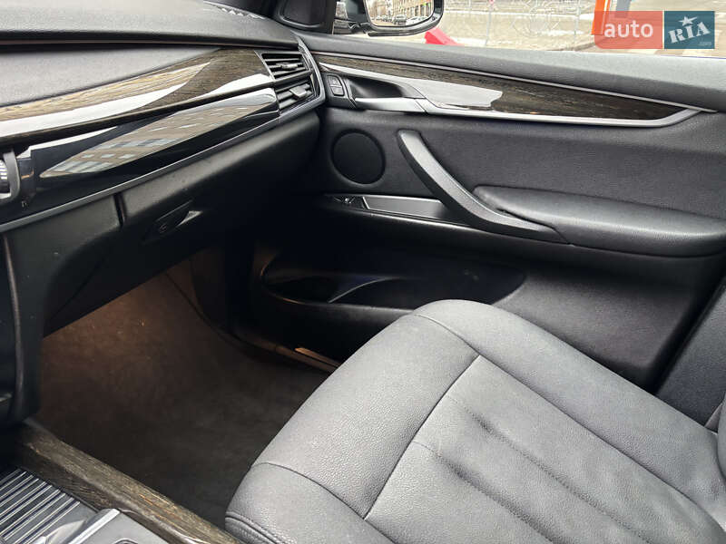 Позашляховик / Кросовер BMW X5 2017 в Києві