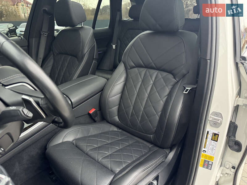 Внедорожник / Кроссовер BMW X5 2023 в Мукачево