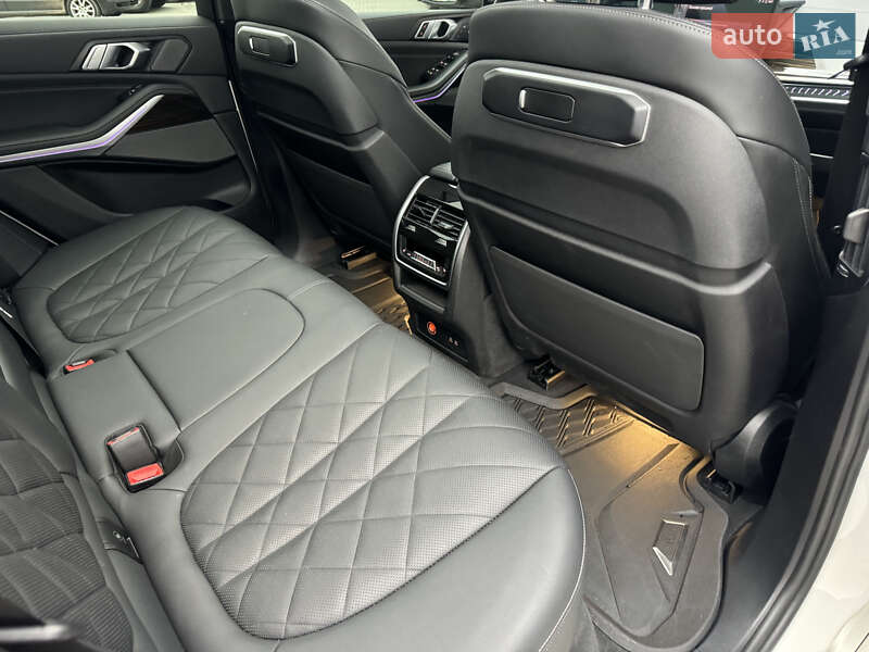 Внедорожник / Кроссовер BMW X5 2023 в Мукачево