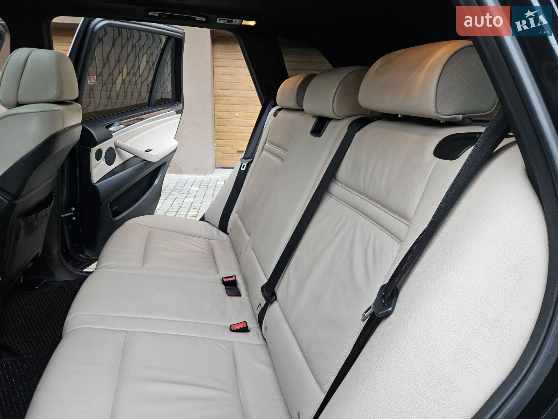 2011 BMW X5 - мініатюра 17