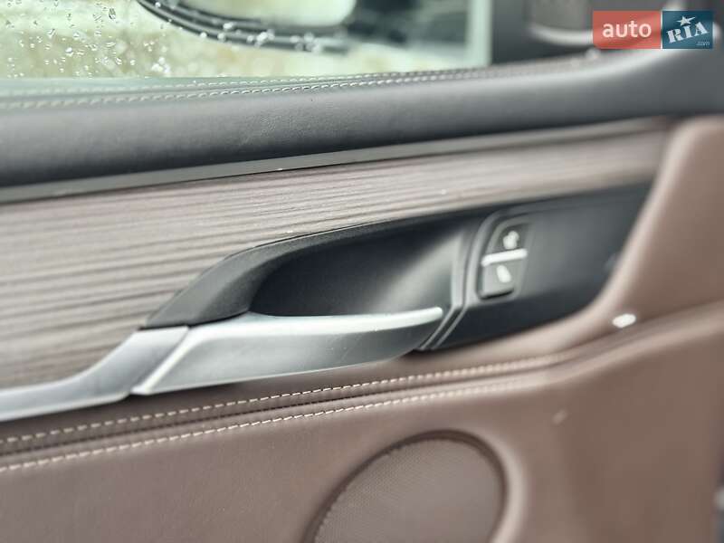 Внедорожник / Кроссовер BMW X5 2015 в Сумах