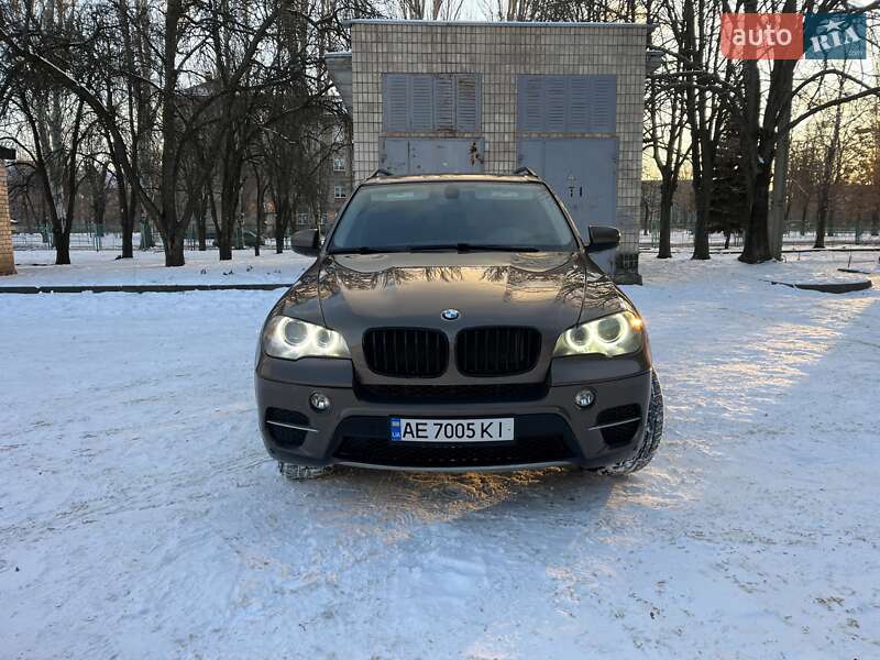 Внедорожник / Кроссовер BMW X5 2012 в Кривом Роге