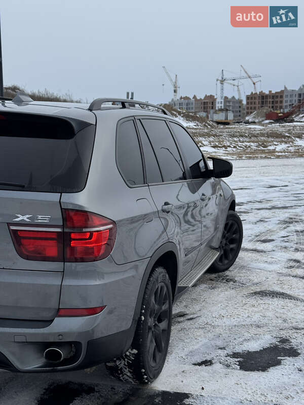 Внедорожник / Кроссовер BMW X5 2013 в Ровно