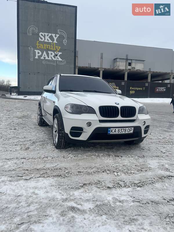 Внедорожник / Кроссовер BMW X5 2012 в Киеве