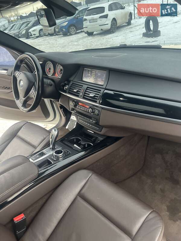 Внедорожник / Кроссовер BMW X5 2012 в Киеве