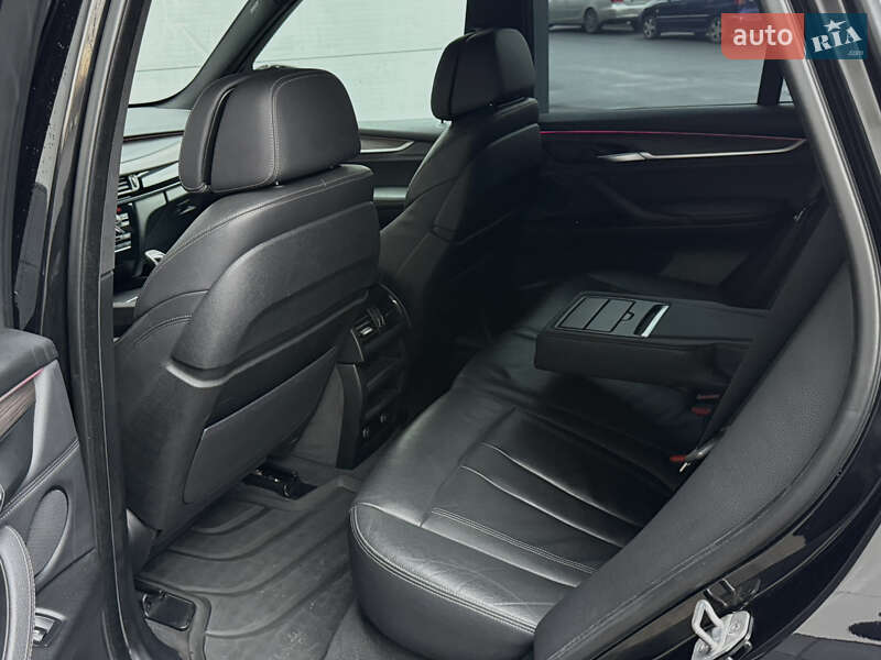 Внедорожник / Кроссовер BMW X5 2017 в Одессе