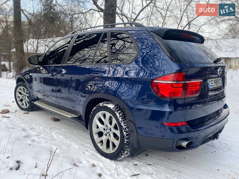 Внедорожник / Кроссовер BMW X5 2011 в Черновцах