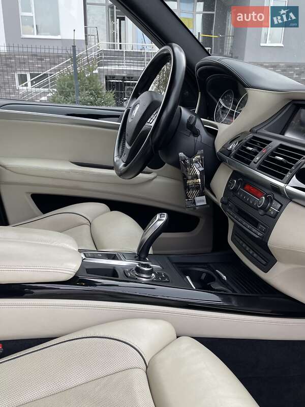 Внедорожник / Кроссовер BMW X5 2011 в Виннице
