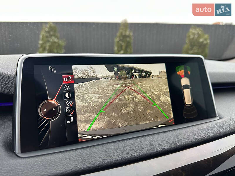 Внедорожник / Кроссовер BMW X5 2014 в Днепре