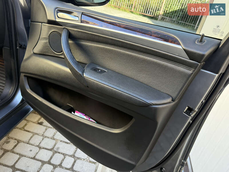 Внедорожник / Кроссовер BMW X5 2008 в Дрогобыче