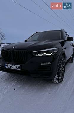 Внедорожник / Кроссовер BMW X5 2021 в Синельниково