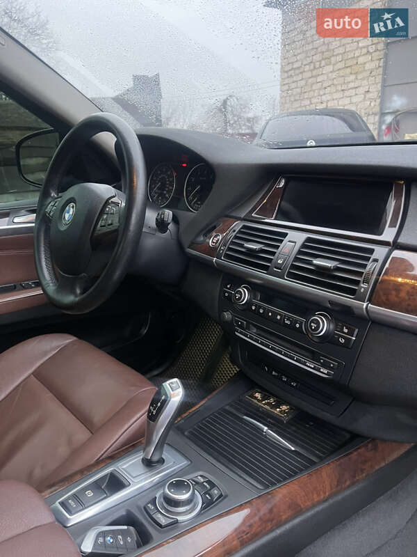 Внедорожник / Кроссовер BMW X5 2013 в Жмеринке