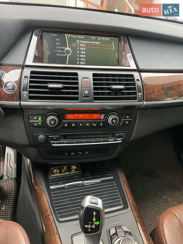 Внедорожник / Кроссовер BMW X5 2013 в Жмеринке