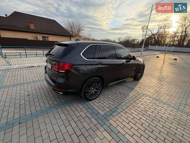 Внедорожник / Кроссовер BMW X5 2016 в Измаиле