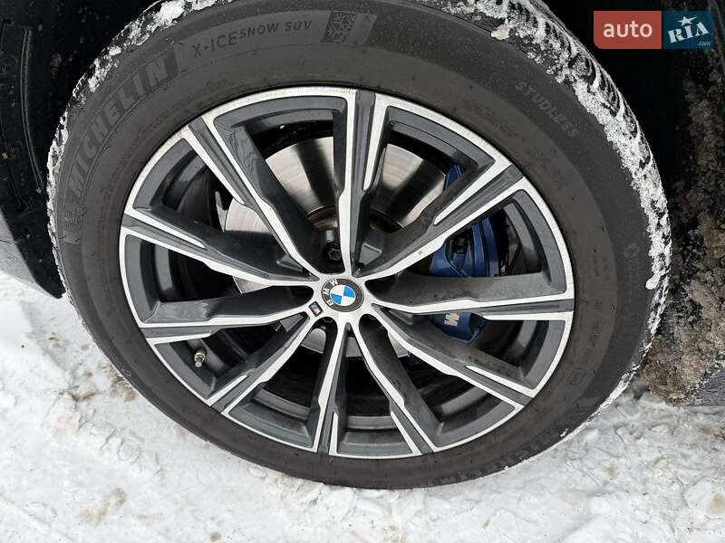 Внедорожник / Кроссовер BMW X5 2023 в Киеве