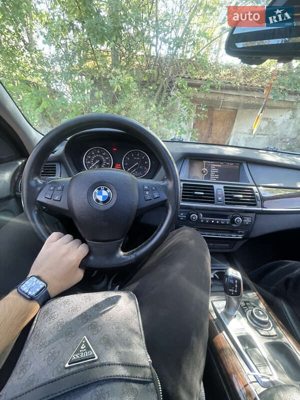 Внедорожник / Кроссовер BMW X5 2010 в Ивано-Франковске фото 2 Внедорожник / Кроссовер BMW X5 2010 в Ивано-Франковске