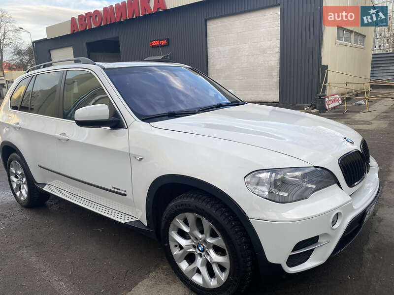 Внедорожник / Кроссовер BMW X5 2012 в Ровно