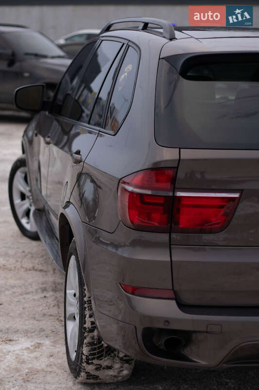 Позашляховик / Кросовер BMW X5 2012 в Києві фото 7 Позашляховик / Кросовер BMW X5 2012 в Києві