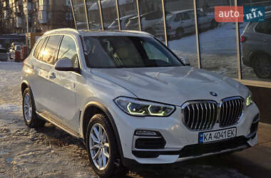 Внедорожник / Кроссовер BMW X5 2019 в Киеве