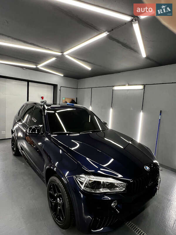 Позашляховик / Кросовер BMW X5 2016 в Івано-Франківську