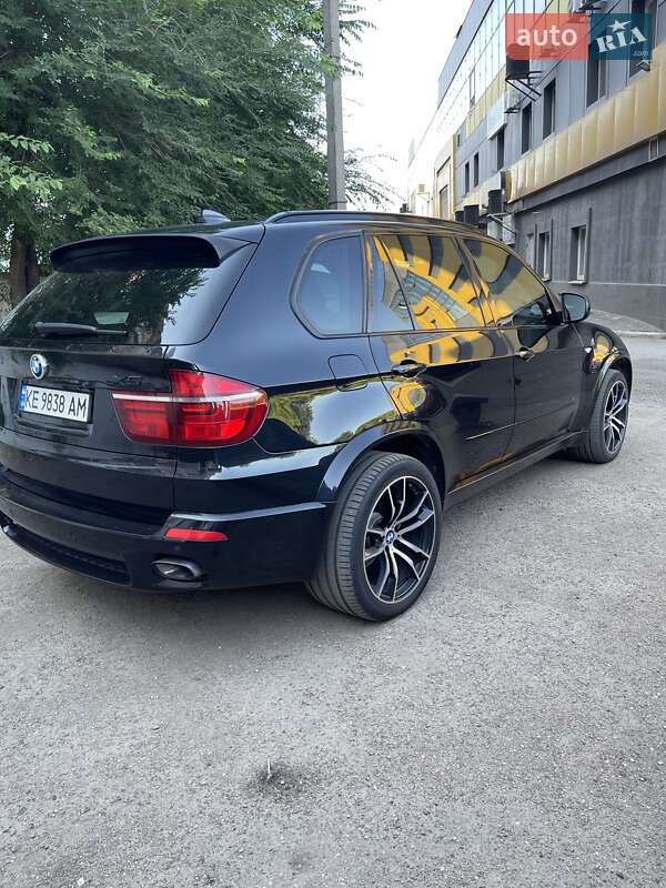 Позашляховик / Кросовер BMW X5 2011 в Кривому Розі