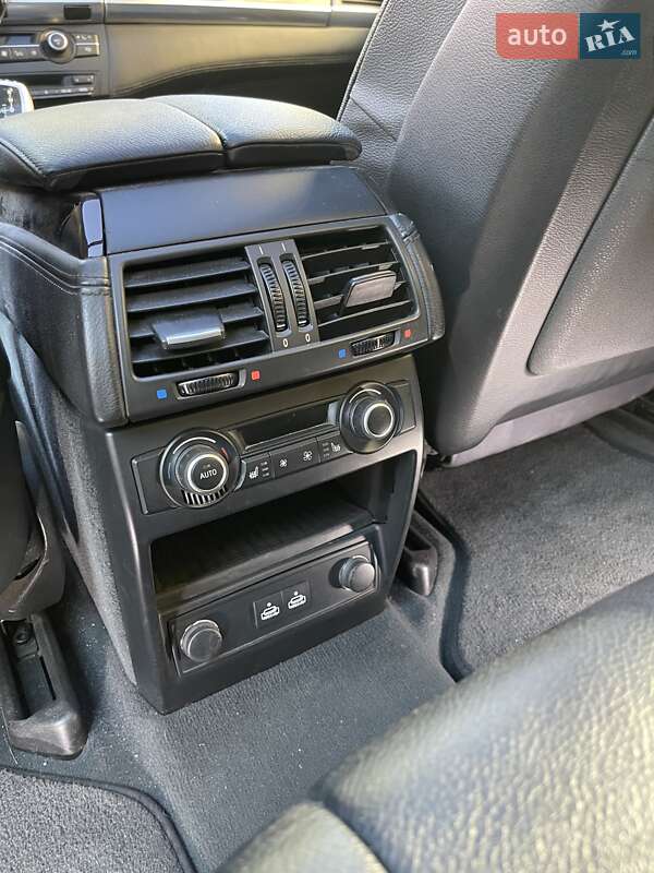 Позашляховик / Кросовер BMW X5 2011 в Кривому Розі