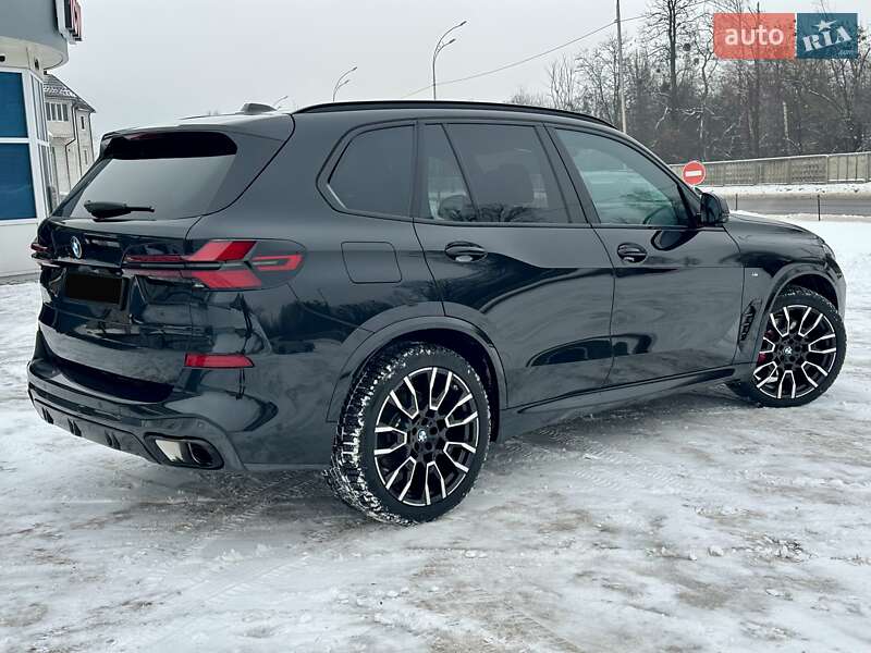 Внедорожник / Кроссовер BMW X5 2024 в Киеве